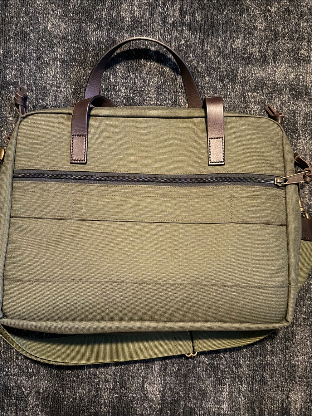 Filson Dryden Briefcase Otter Green 1000D Nylon Laptop Bag - Picture 7 of 9